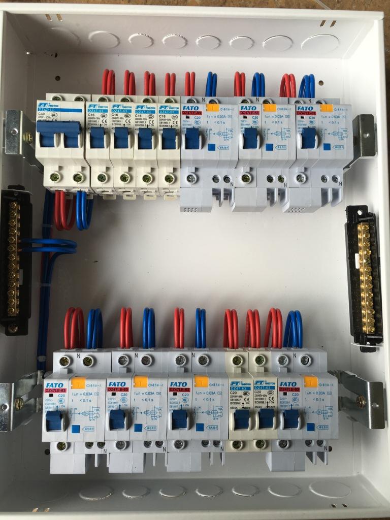 重慶渝萬電氣配電箱與供電線路結(jié)合的制作工藝